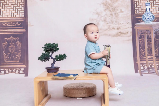 吴忠宝宝眼睛肿是什么原因
